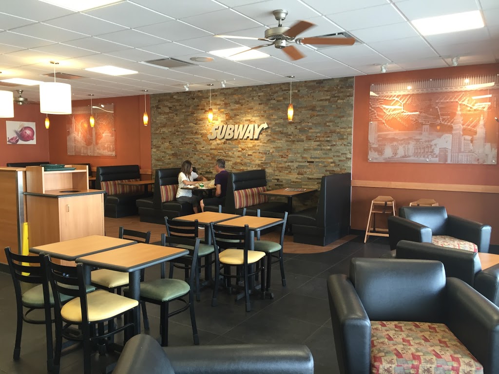 Restaurant SUBWAY | 814 Boulevard de lAnge Gardien N, LAssomption, QC J5W 1P6, Canada | Phone: (450) 589-1730