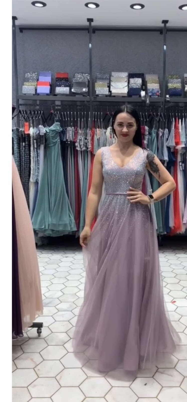 Lemas Fasion | 551 Creekview Way, Gloucester, ON K1T 0K6, Canada | Phone: (613) 794-0235