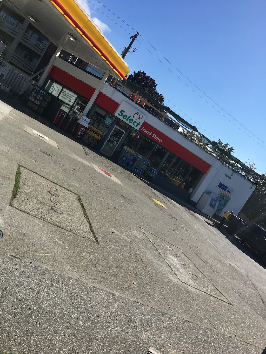 Shell | 8686 Granville St, Vancouver, BC V6P 5A1, Canada | Phone: (604) 261-6615