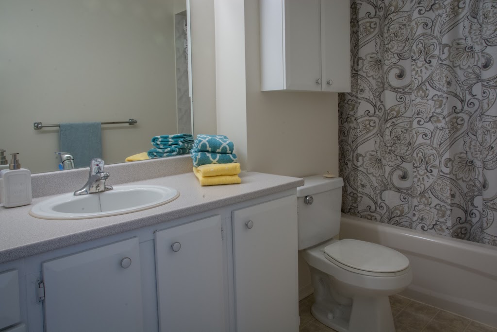 Skyline | 30 Eleanor Dr, Nepean, ON K2E 7E5, Canada | Phone: (613) 691-6570
