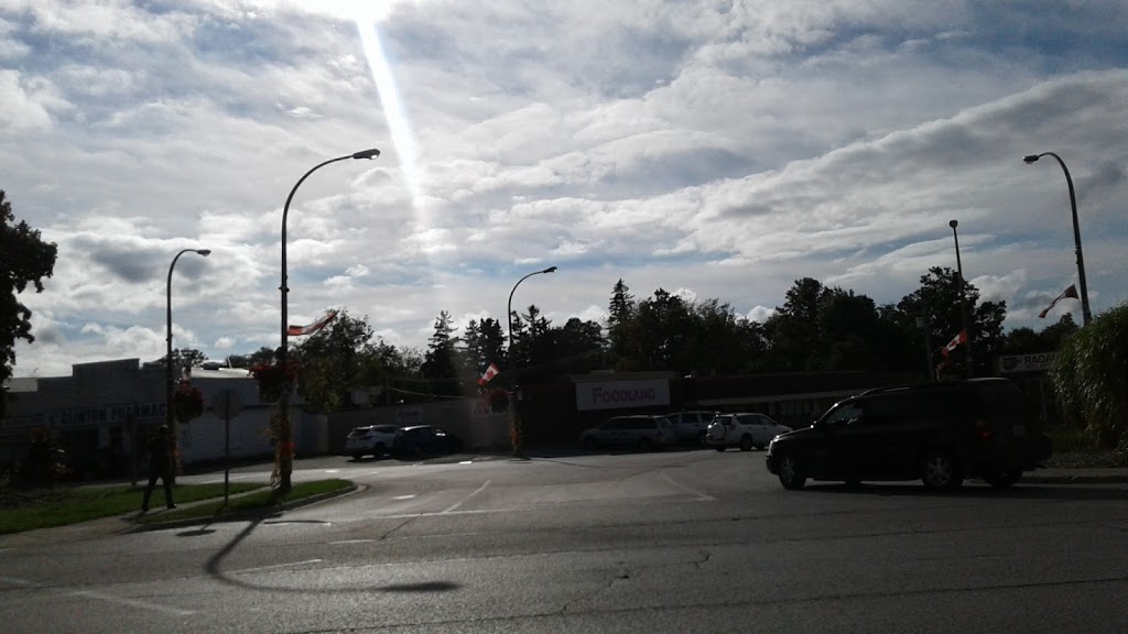 Subway | 31 Victoria St, Clinton, ON N0M 1L0, Canada | Phone: (519) 482-5049