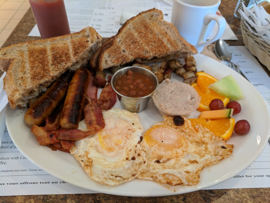 Restaurant Place Knowlton | 483 Chemin Knowlton, Knowlton, QC J0E 1V0, Canada | Phone: (450) 243-6398
