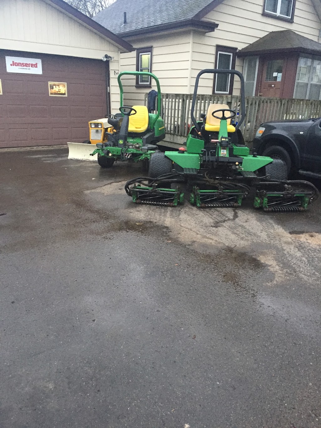 TS Tractor Repair | 160 King St, Lindsay, ON K9V 1E7, Canada | Phone: (705) 345-1591