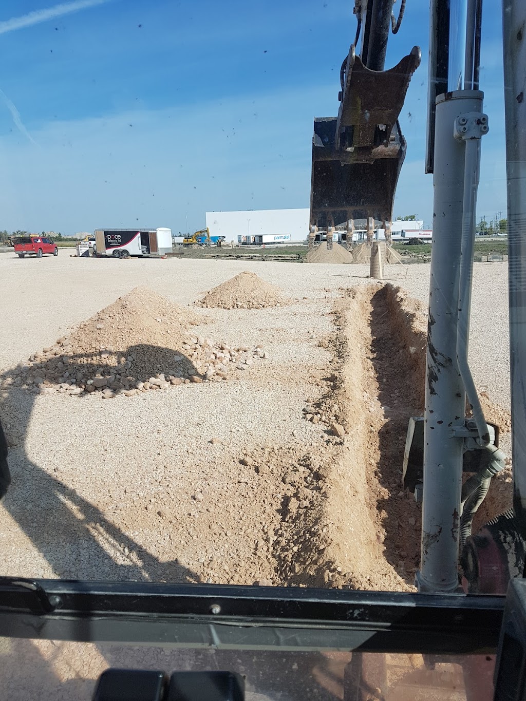 Wavey Creek Excavating & Landscaping | 50 McAuley Rd, Clandeboye, MB R0C 0P0, Canada | Phone: (204) 481-1039