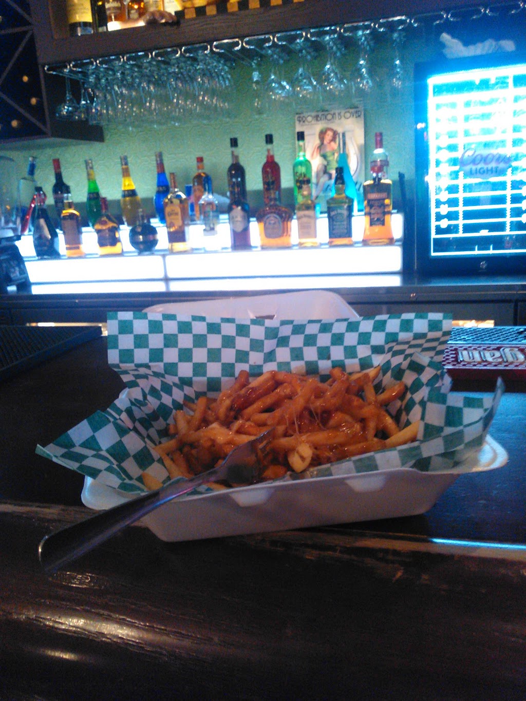 Bugsys Irish Pub | 1235 Main St N, Moose Jaw, SK S6H 6M4, Canada | Phone: (306) 692-8479