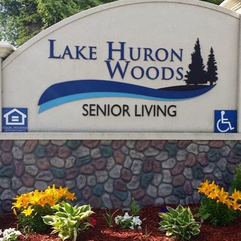 Lake Huron Woods | 5221 Lakeshore Rd, Fort Gratiot Twp, MI 48059, USA | Phone: (810) 385-9516