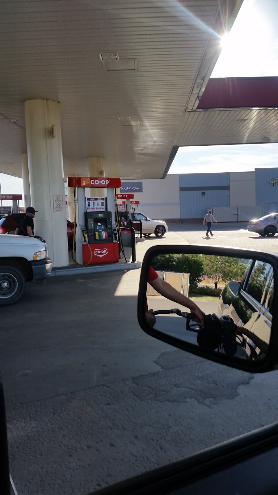 Co-op Gas Bar | 2020 Prince of Wales Dr, Regina, SK S4V 3A6, Canada | Phone: (306) 791-9334