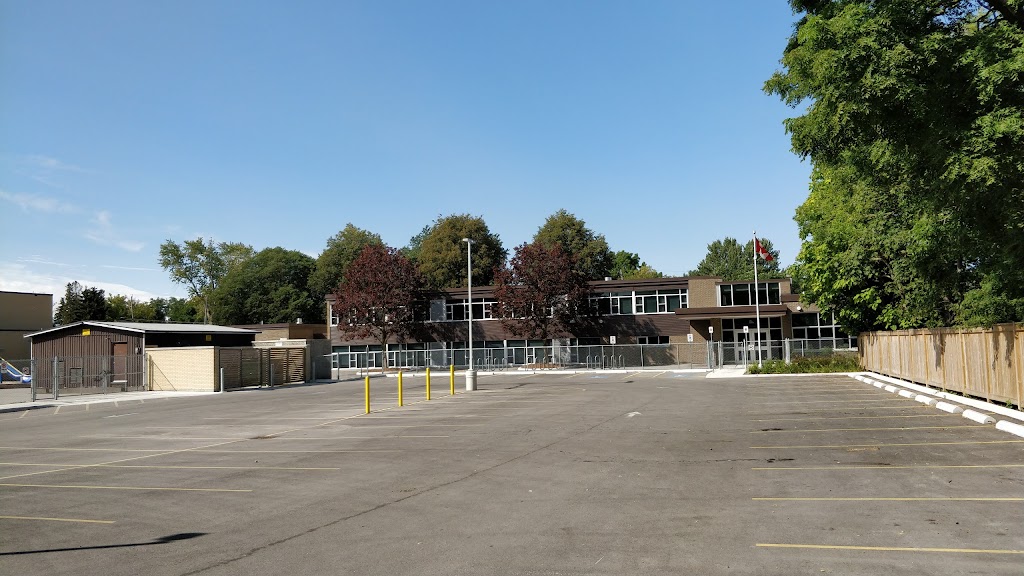 East Carling Public School | 814 Quebec St, London, ON N5Y 1X4, Canada | Phone: (519) 452-8050