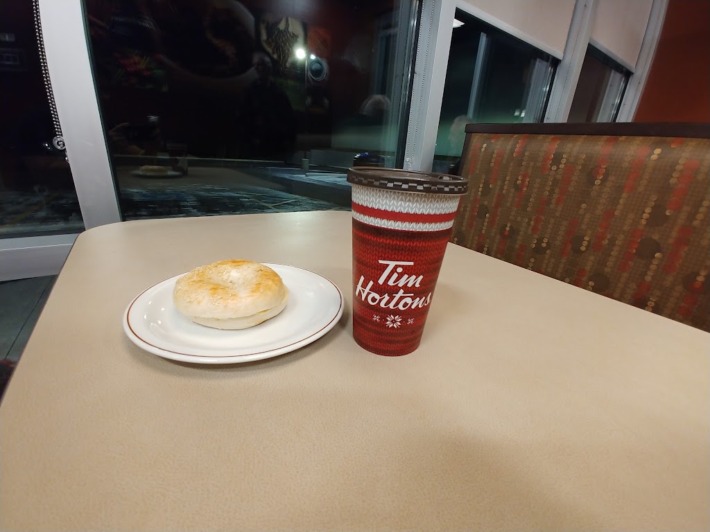 Tim Hortons | 661 Cataraqui Woods Dr, Kingston, ON K7P 2Y3, Canada | Phone: (613) 389-0439