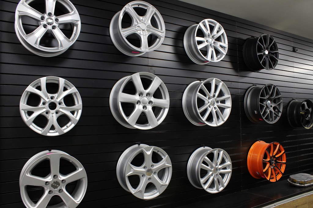 Pièces dautos MAG Sherbrooke | 3545 Rue King E, Sherbrooke, QC J1G 5J4, Canada | Phone: (819) 820-2010