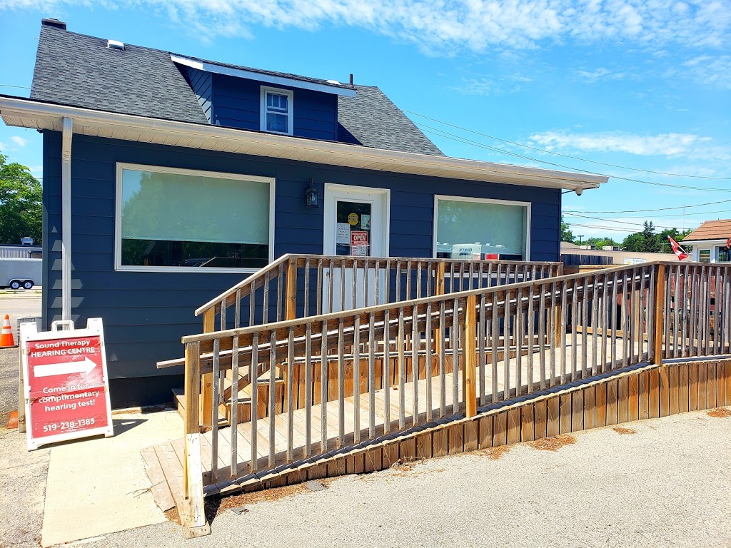 HearCANADA | 22 Ontario St N, Grand Bend, ON N0M 1T0, Canada | Phone: (866) 684-0363