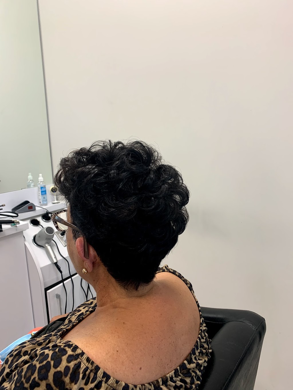 Total U Hair Designs Ltd. | Inside ProBeauty #23, 2575 Dundas St W, Mississauga, ON L5K 2M6, Canada | Phone: (905) 712-1397