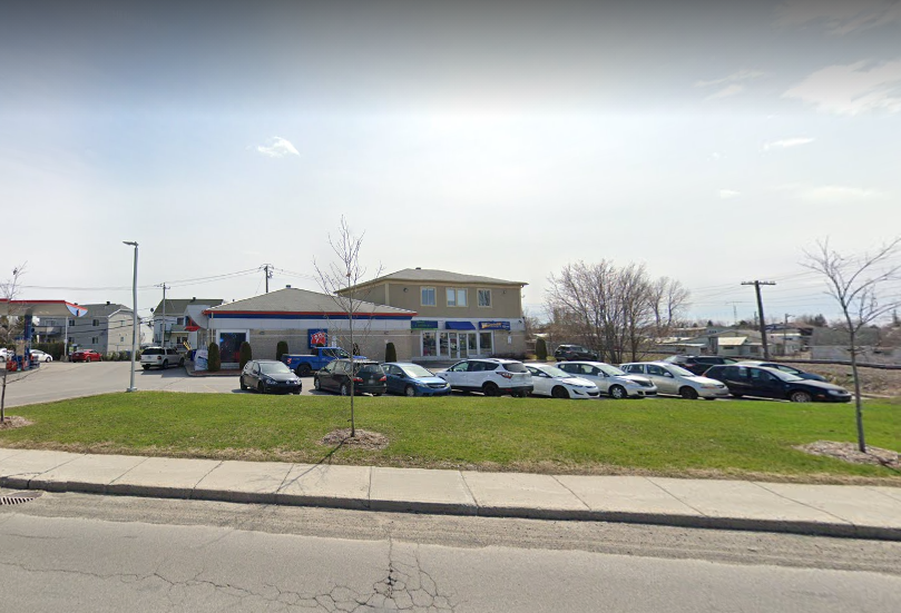 Boutique EmbroidMe | 1491 Grande Allée, Terrebonne, QC J6W 6J2, Canada | Phone: (450) 471-7769