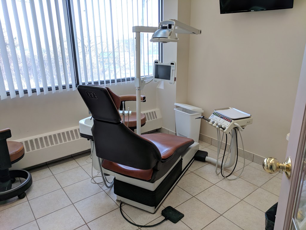 Clove Dental | dentist | 1110 Sheppard Ave E Unit # 210, North York, ON M2K 2W2, Canada | 4162217468 OR +1 416-221-7468