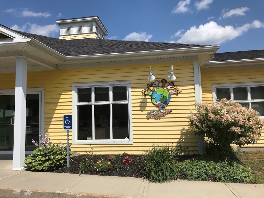 Garderie Les Petits Voyageurs | 1270 Rue Simonds S, Granby, QC J2H 0J6, Canada | Phone: (450) 378-6565
