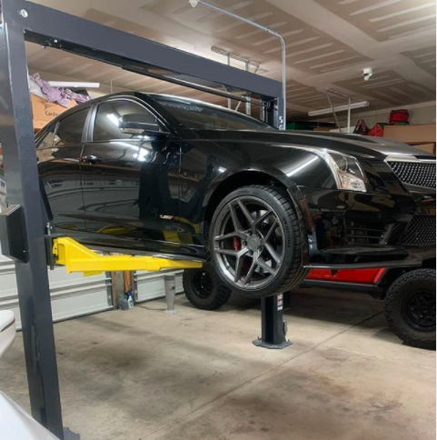 Lifts Canada | 2460 Anson Dr Unit 3, Mississauga, ON L5S 1G2, Canada | Phone: (866) 906-6911