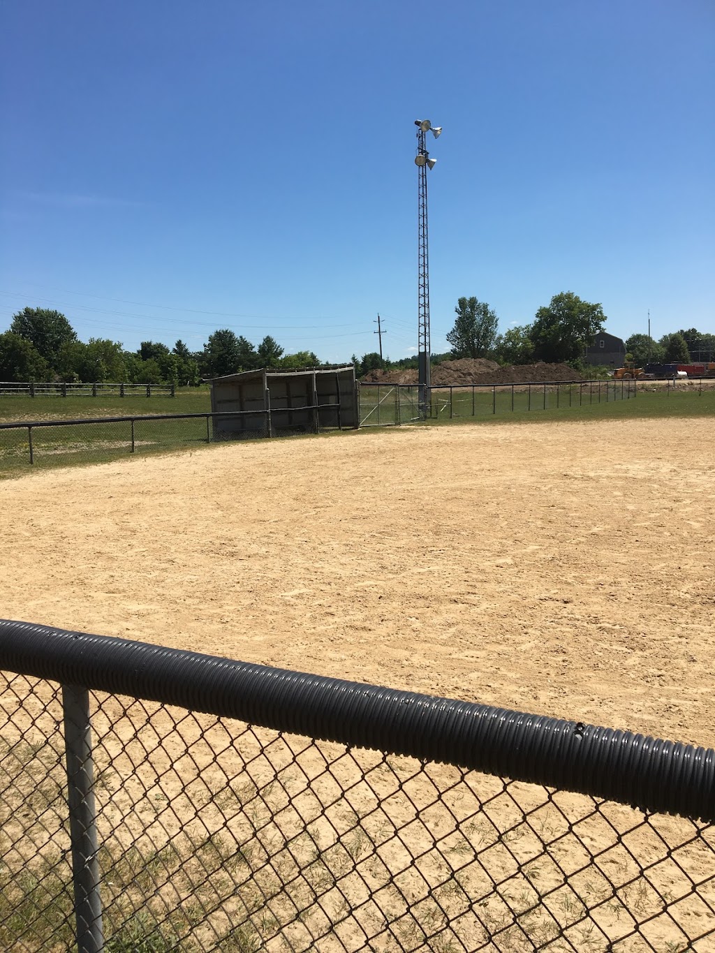 Chatsworth Park & Ball Diamond | 7 Toronto Sydenham St, Chatsworth, ON N0H 1G0, Canada | Phone: (519) 794-3232