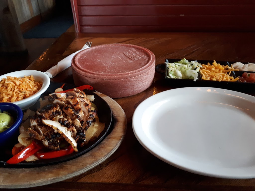 Lone Star Texas Grill | 75 Consumers Dr, Whitby, ON L1N 9S2, Canada | Phone: (905) 665-3077