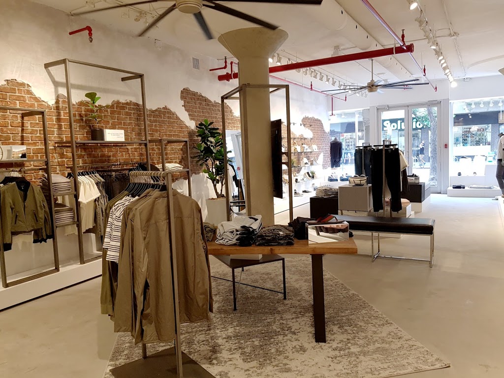 Kenneth Cole Toronto | 315 Queen St W, Toronto, ON M5V 2A4, Canada | Phone: (437) 370-7104