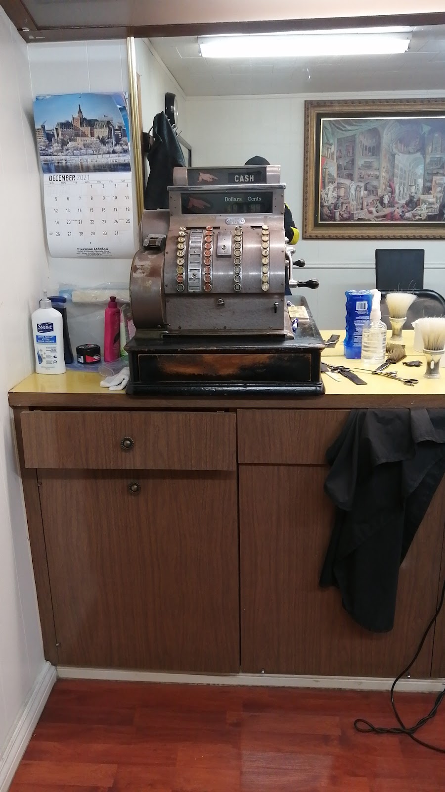Salon de Barbier Matteo Barber Shop | 7683 Rue Broadway, LaSalle, QC H8P 1H9, Canada | Phone: (438) 390-2518