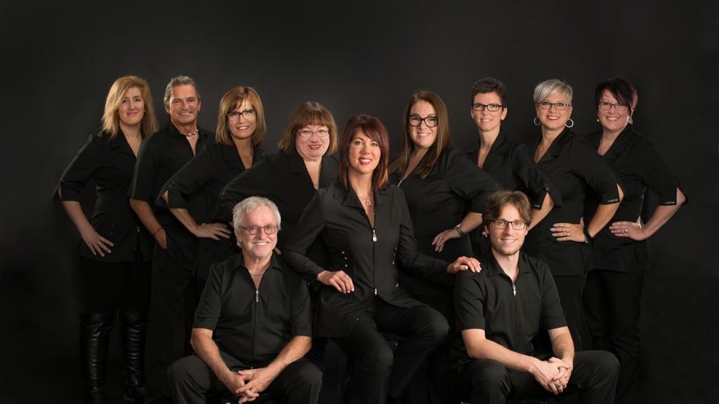 Carolyn Design Uniforms | 825 Rue Bombardier suite 19, Mascouche, QC J7K 3G7, Canada | Phone: (450) 474-4040