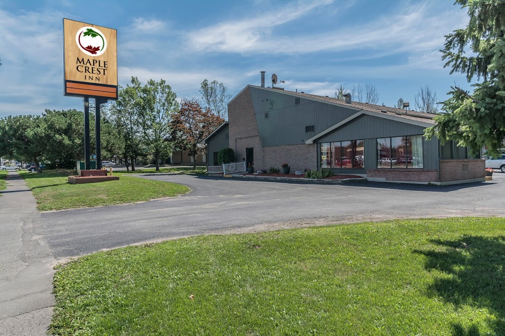Maple Crest Inn | 1454 Princess St, Kingston, ON K7M 3E5, Canada | Phone: (613) 549-5550