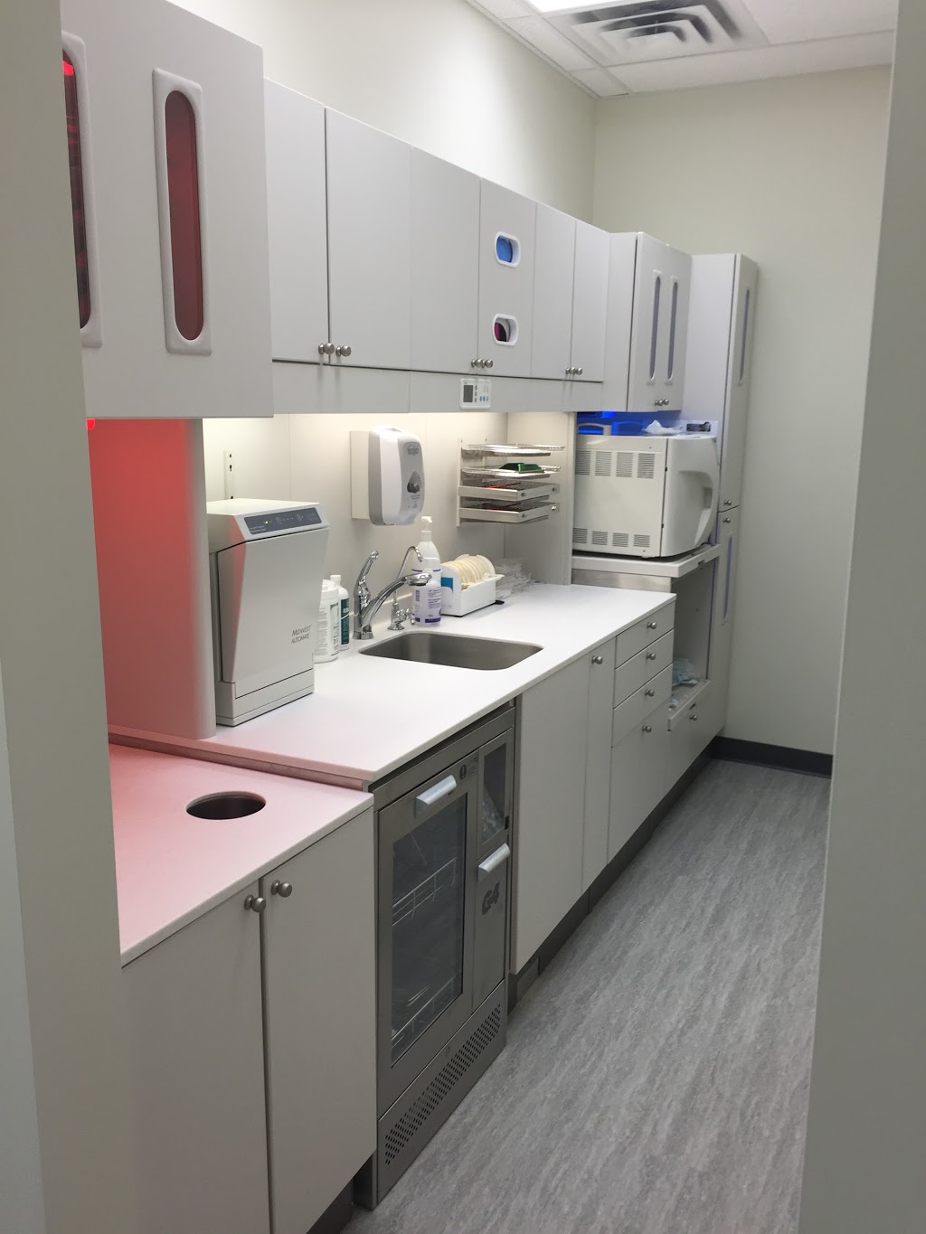Didsbury Smiles Dental | 2409 16 St #1a, Didsbury, AB T0M 0W0, Canada | Phone: (403) 335-9696