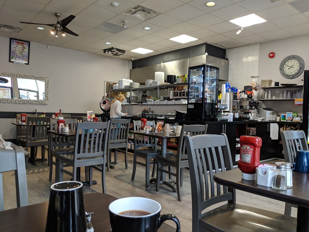 Maggies Diner | 360 Lakeshore Rd W, Mississauga, ON L5H 1H3, Canada | Phone: (905) 278-4405