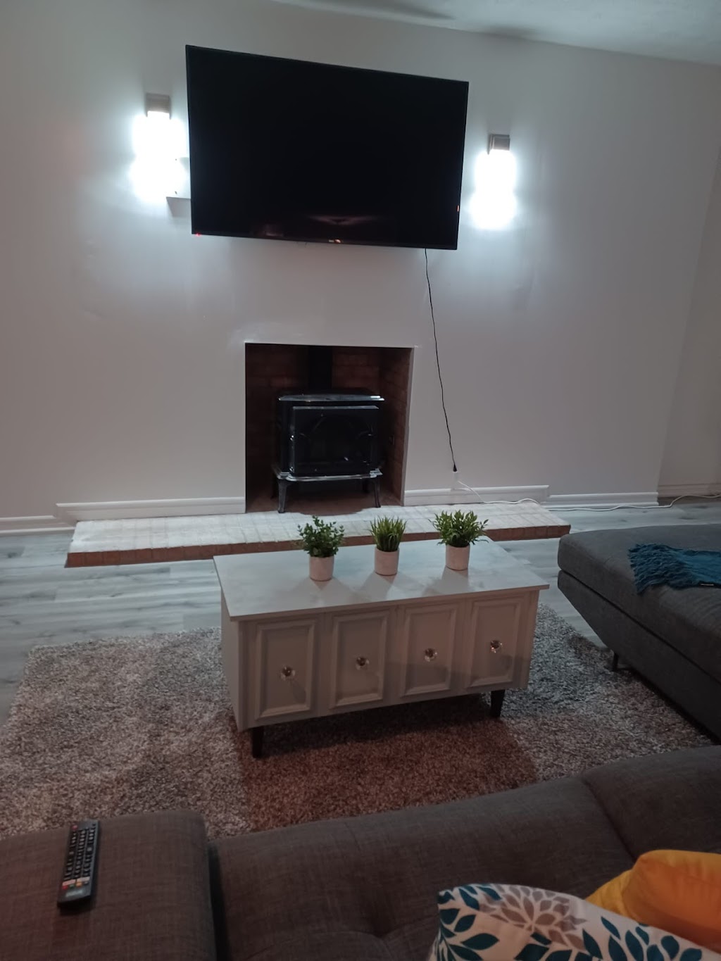 The Oasis A Piece of Paradise | 7 Kirkland Pl, Sauble Beach, ON N0H 2G0, Canada | Phone: (416) 317-7816