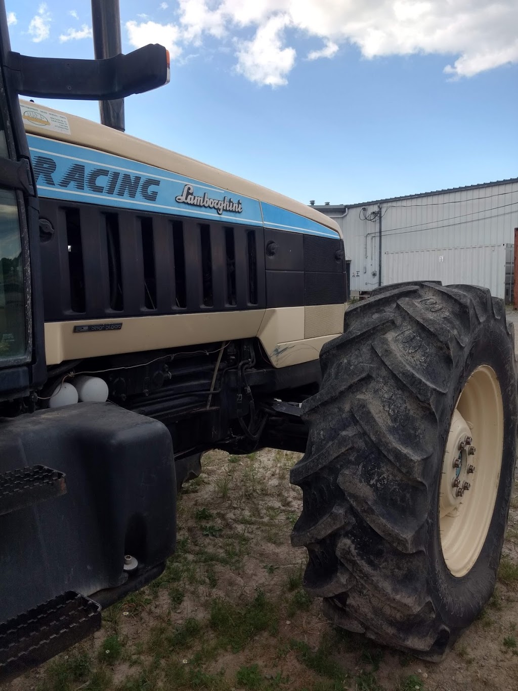 Reis Equipment Centers | 479 OBrien Rd, Renfrew, ON K7V 3Z3, Canada | Phone: (613) 432-4133