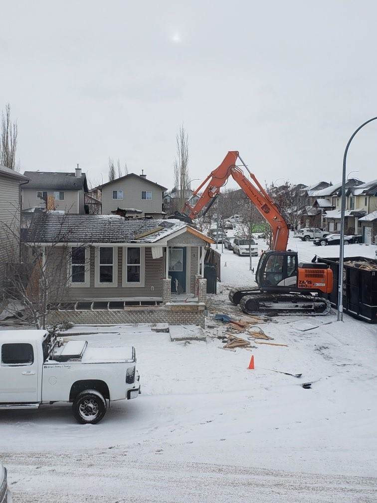 Georges Ditching & Trucking Ltd | 15227 119 Ave NW, Edmonton, AB T5V 1S4, Canada | Phone: (780) 452-4545