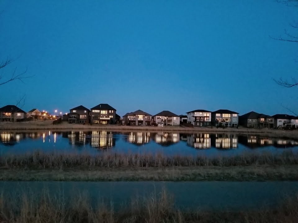 Ken Oblik Greenway Park | 105 Autumnview Dr, Winnipeg, MB R3Y 1S3, Canada