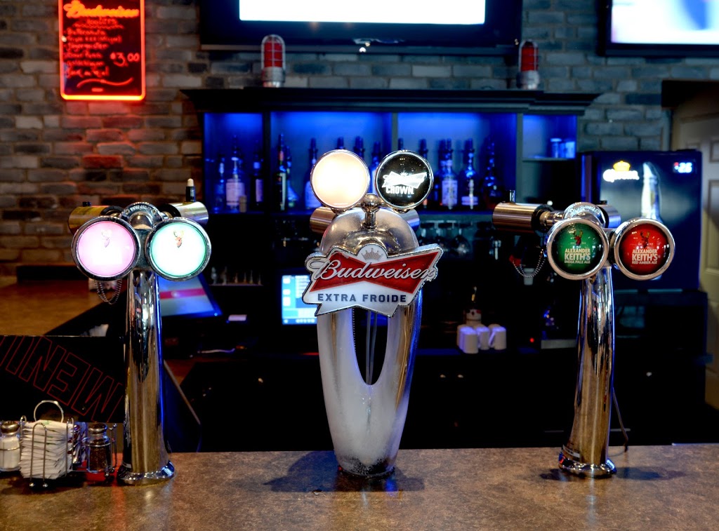 Pub Resto Broue | 387 Boulevard Armand-Paris, Québec, QC G1C 7T2, Canada | Phone: (418) 661-1202