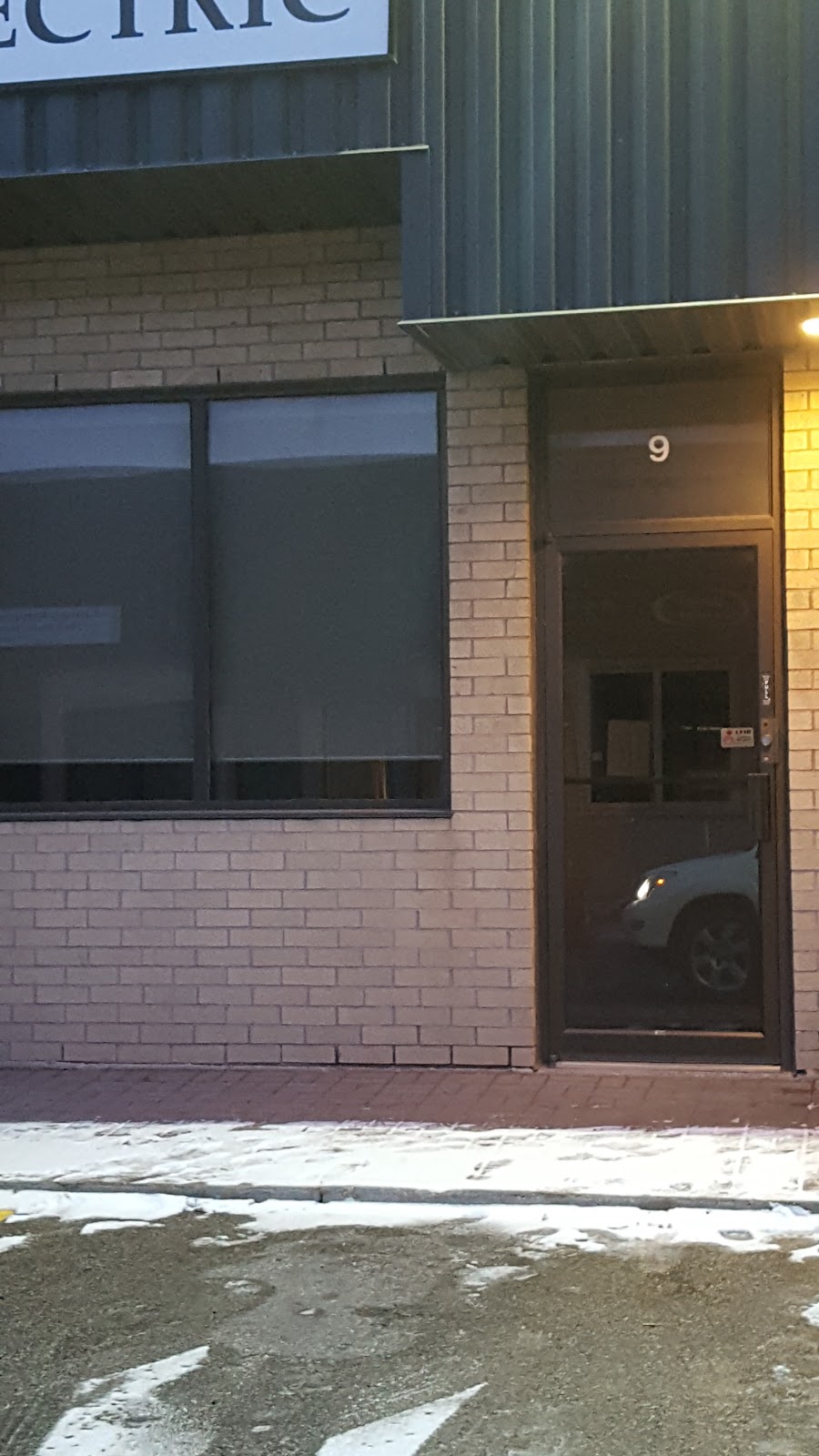 TV Repair Mississauga | 30 Intermodal Dr Unit # 9, Brampton, ON L6T 5K1, Canada | Phone: (905) 890-3966
