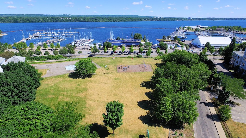 Bayview Park | North End West, Hamilton, ON L8L, Canada