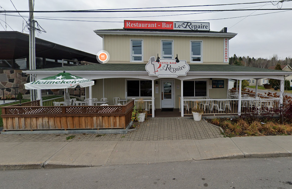 Resto Bar Le Repaire | 105 Rue Honfleur, Sainte-Monique, QC G0W 2T0, Canada | Phone: (418) 301-8555