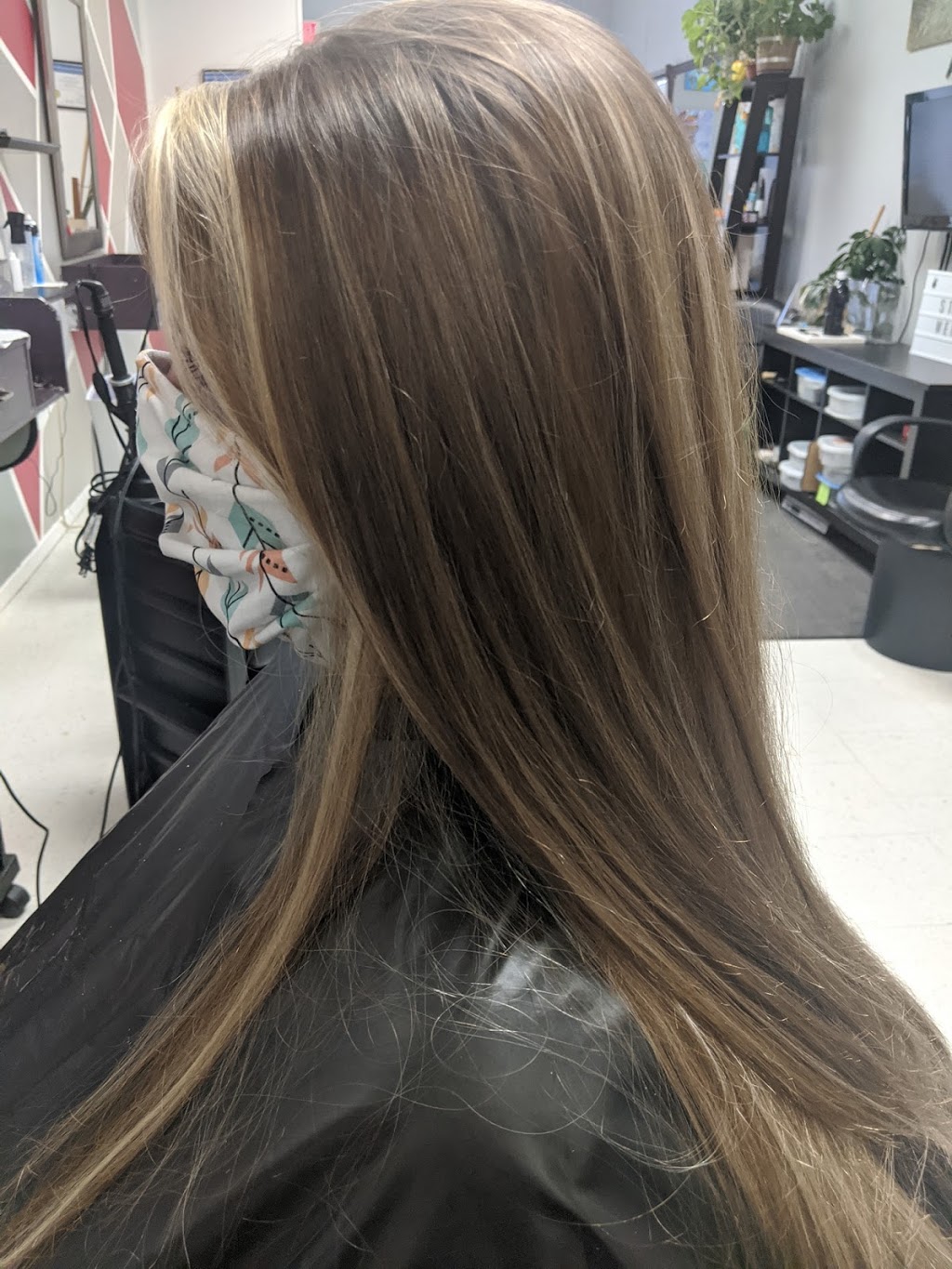 Salon 914 | 914 Murphy Rd Unit 4, Sarnia, ON N7S 5C4, Canada | Phone: (519) 337-5213