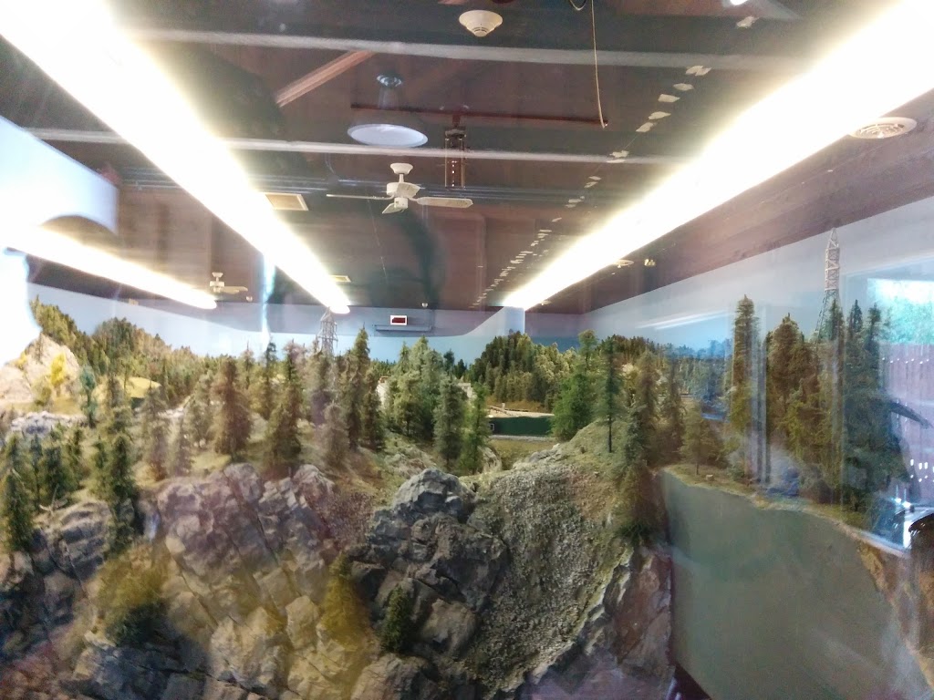 The Edmonton Model Railroad Association (EMRA) | 7000 143 St NW, Edmonton, AB T6H 4P3, Canada | Phone: (780) 439-6506