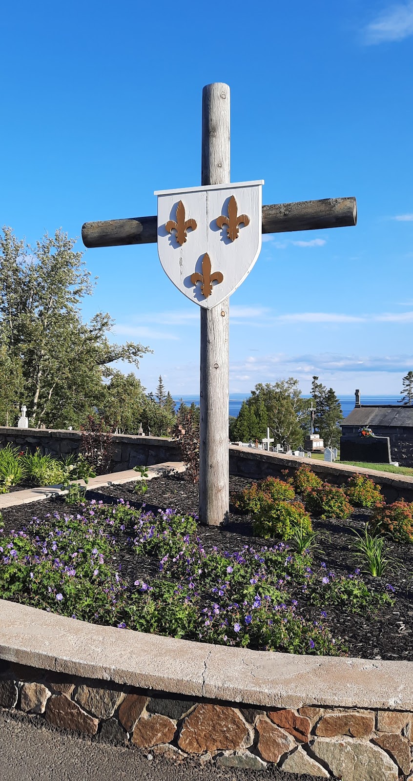 Presbytere De Tadoussac | 180 de lEglise, Tadoussac, QC G0T 2A0, Canada | Phone: (418) 235-4324