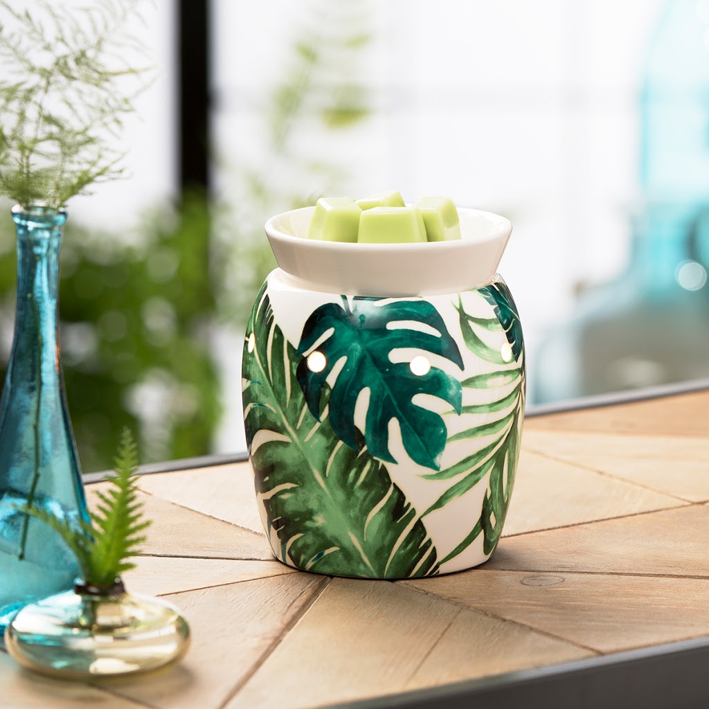 Laurie-Anne, Conseillère indépendante Scentsy | 42 Rue du Rosier, Pont-Rouge, QC G3H 0C9, Canada | Phone: (418) 326-0200