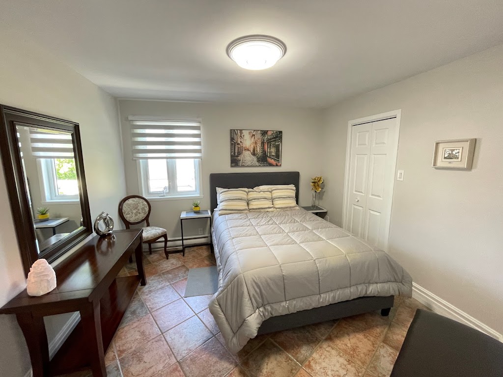 Hébergement Ste-Croix | 6296 Rue Principale, Sainte-Croix, QC G0S 2H0, Canada | Phone: (581) 993-6296