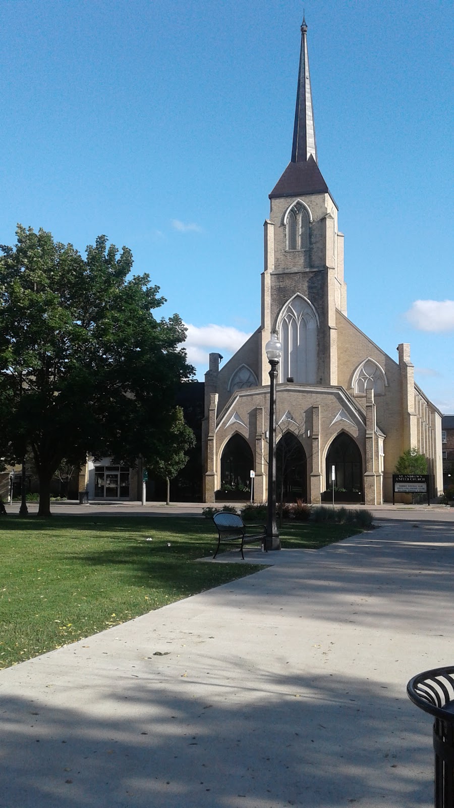 St. Andrews United Church | 95 Darling St, Brantford, ON N3T 2K7, Canada | Phone: (519) 752-5823