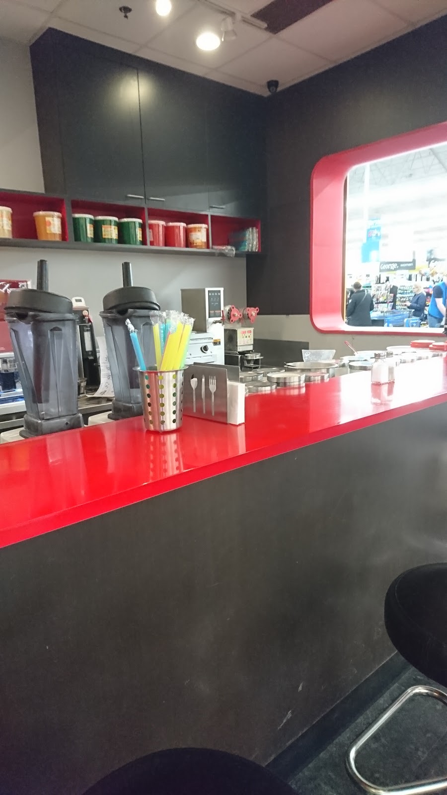 Drinkii | 23550 Woodbine Ave, Keswick, ON L4P 0E2, Canada | Phone: (905) 476-8388