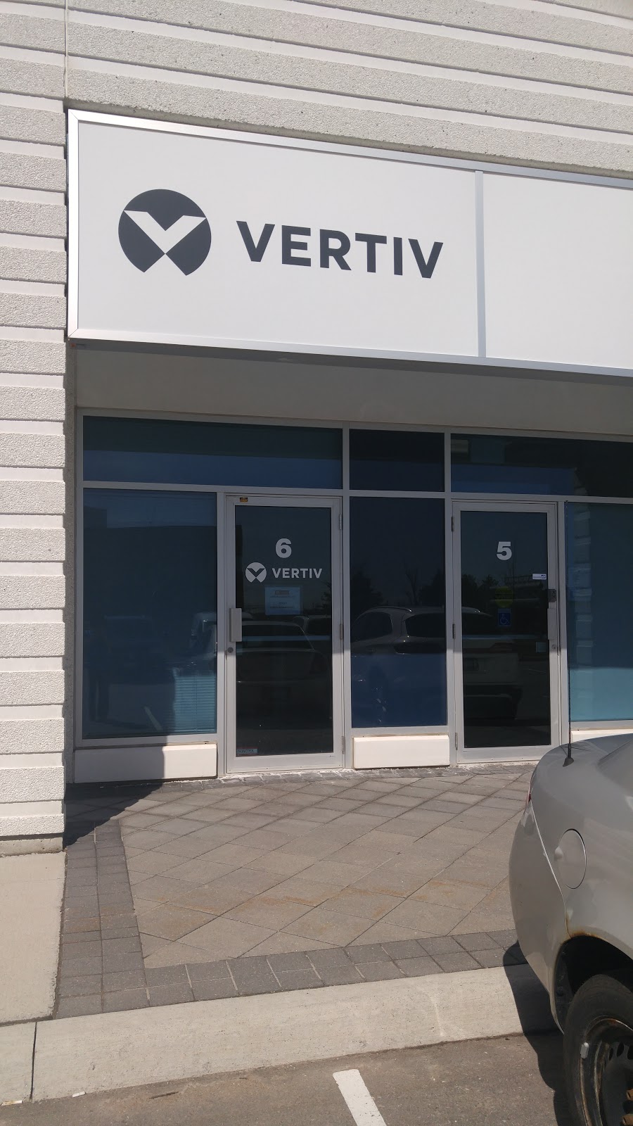 Vertiv Canada ULC | #7, 3800B, Laird Rd, Mississauga, ON L5L 0B2, Canada | Phone: (905) 569-8282