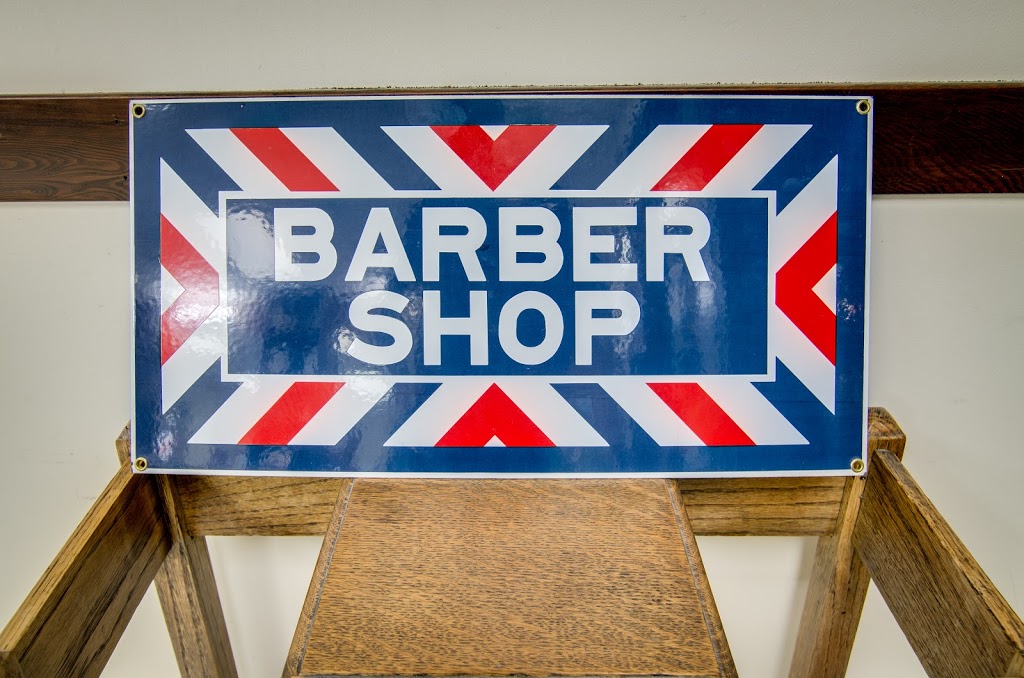 Burts Barbershop | 230 Menzies St #13, Victoria, BC V8V 2G7, Canada | Phone: (250) 384-1712