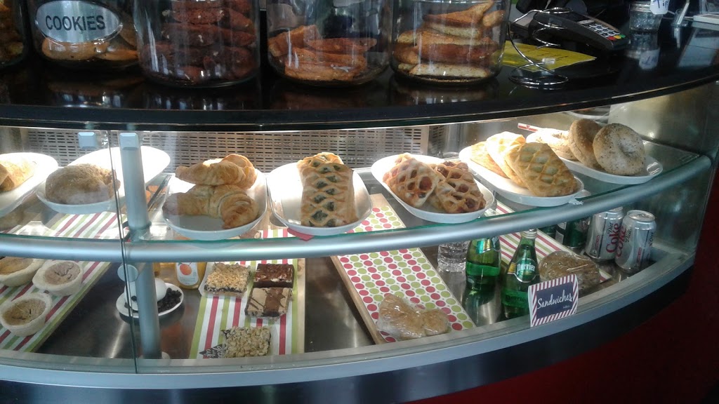 Touti Cafe - The Sweet spot | 550 Queens Quay W, Toronto, ON M5V 3M8, Canada | Phone: (647) 800-4613
