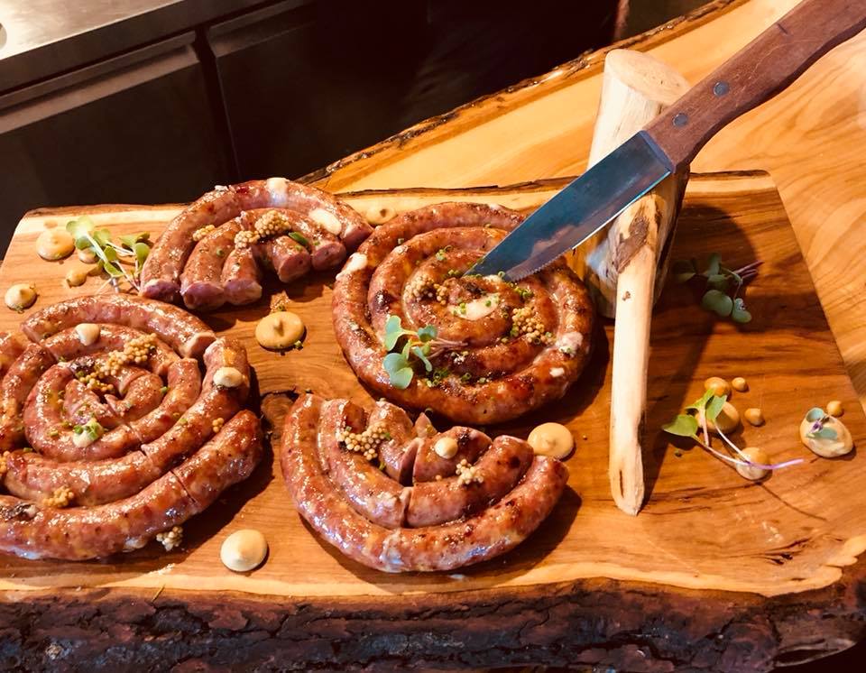 Bistro Le Calumet | 201 Rue Champlain suite 201, Bromont, QC J2L 3B2, Canada | Phone: (450) 919-9191