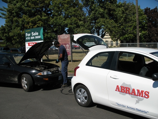 Abrams Towing Services | 1450 Wallace Rd, Oakville, ON L6L 2Y1, Canada | Phone: (905) 827-3286