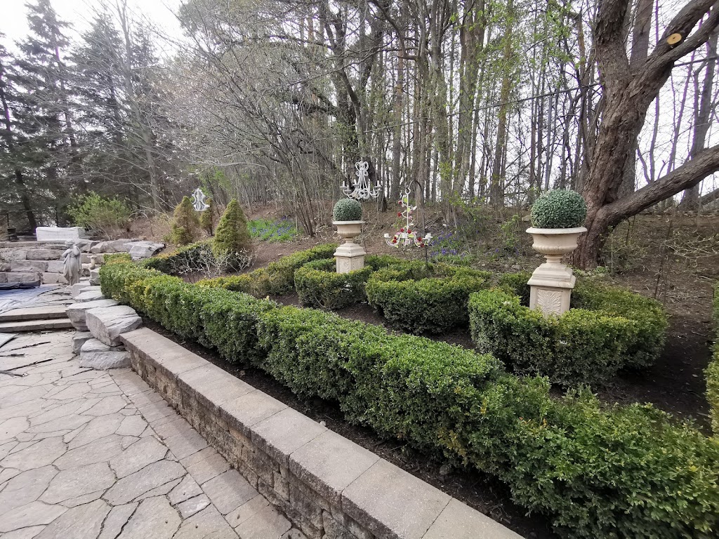 The Landscape Warriors | 753 Rennie St, Hamilton, ON L8H 3R4, Canada | Phone: (905) 516-4090