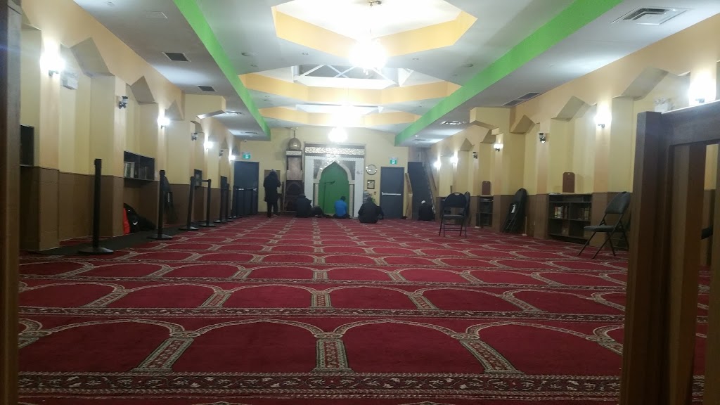 Masjid Omar Bin Al-Khattab | 232 Parliament St, Toronto, ON M5A 2Z4, Canada | Phone: (416) 861-9288